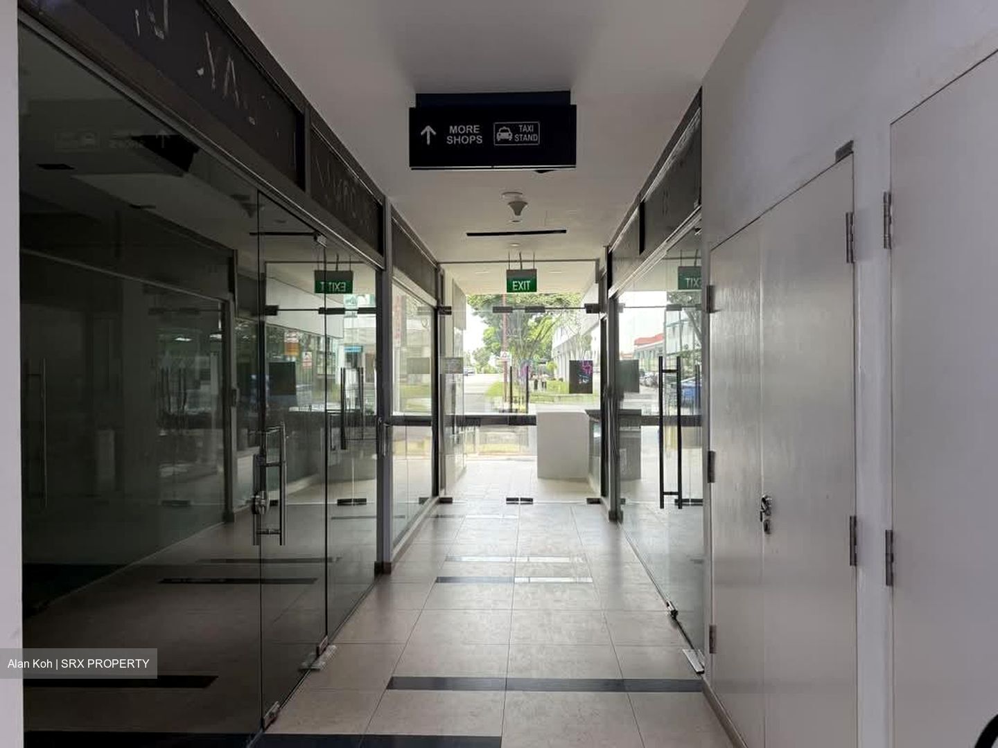 Space @ Kovan (D19), Retail #568278001